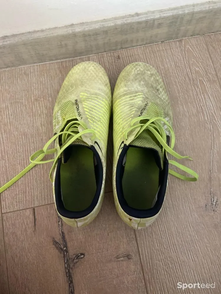 Chaussures de rugby  d'occasion Ajouté le : 16/06/2024
