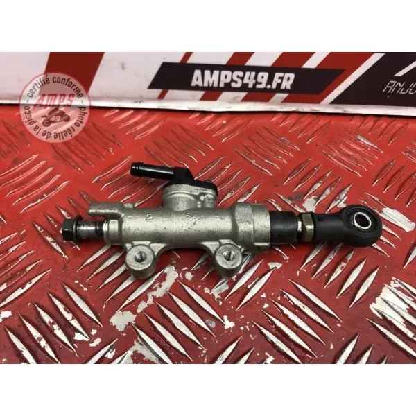 Maitre cylindre de frein arriere Honda CBR 954 RR Fireblade 2002 à 2003