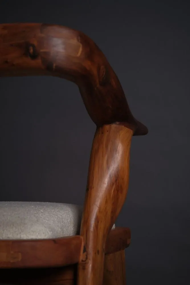 Yinis - chaise en bois de thuya